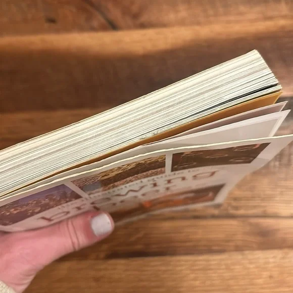 The illustrated guide to Brewing Beer paperback by Matthew Schaefer 🍻🍺 - Picture 9 of 9